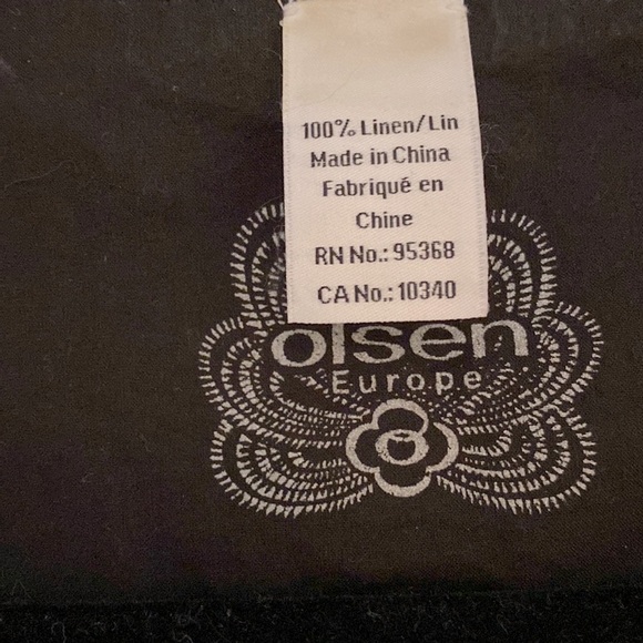 Olsen Europe black short button blazer with shorter sleeves w/ slits, back panel - Picture 8 of 8